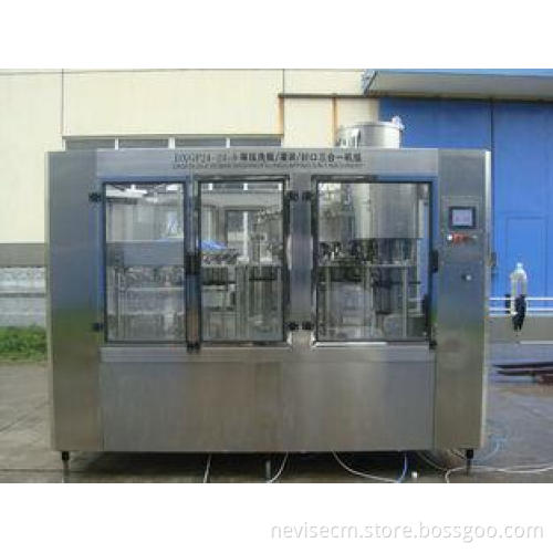 Fully Automatic 3 in 1 Carbonated Filling Machine / Line /